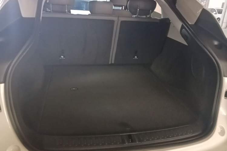 Used IM LS6 2023 Max Standard Edition Trunk