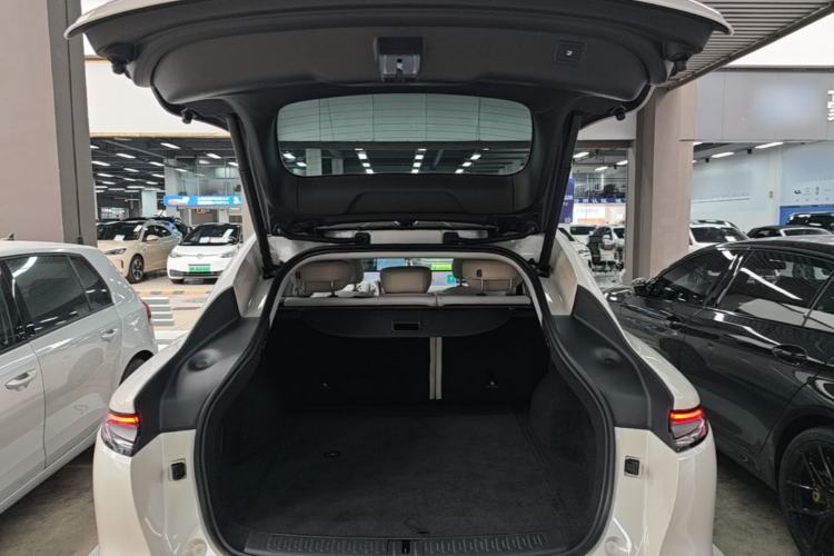 Used IM LS6 2023 Max Standard Edition Trunk