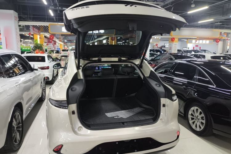 Used IM LS6 2023 Max Standard Edition Trunk