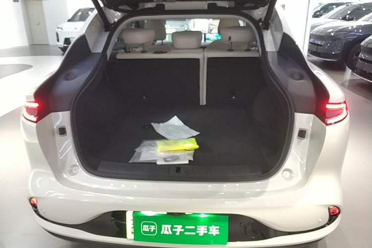 Used IM LS6 2023 Max Enhanced Performance Edition Trunk