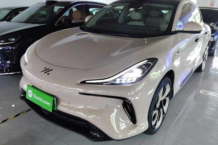 Gebrauchter IM LS6 2023 Max Standard Edition Guazi used car, China used car export, Used car for sale, Used  cars, Cheapest cars for sale