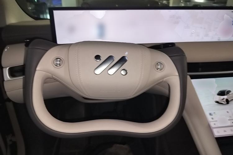 Used IM LS6 2023 Max Standard Edition Steering Wheel