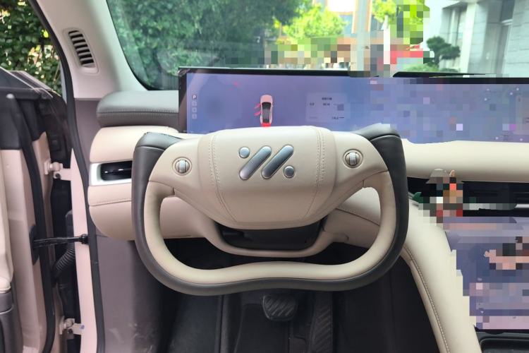 Used IM LS6 2023 Max Standard Edition Steering Wheel