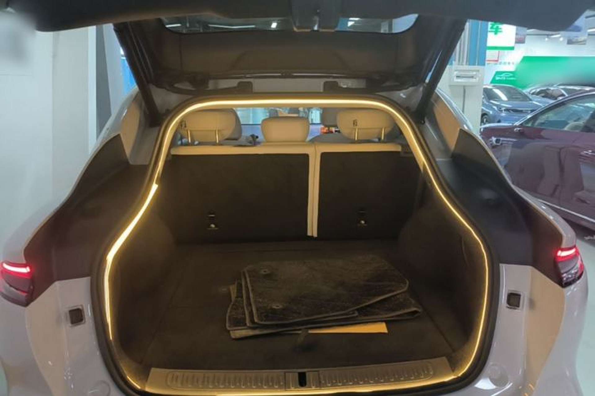 Used IM LS6 2023 Max Extended-Range Version Trunk