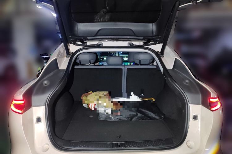 Used IM LS6 2023 Max Enhanced Performance Edition Trunk