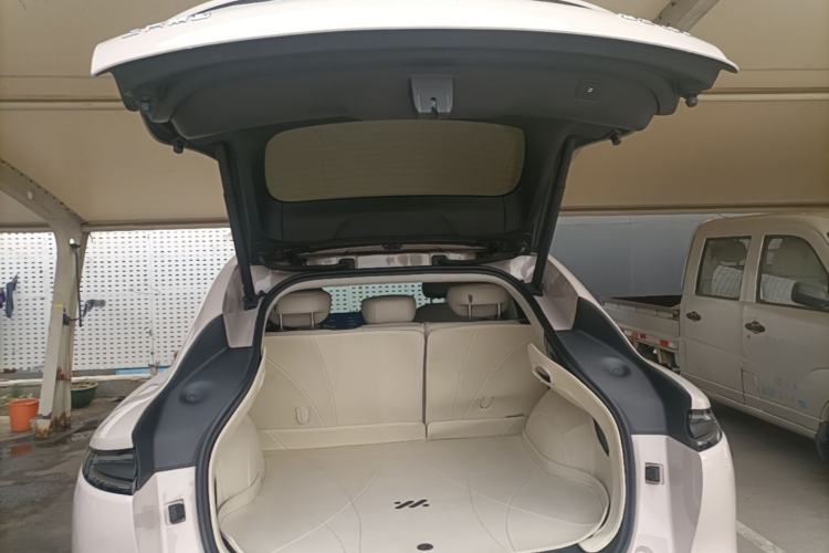 Used IM LS6 2023 Max Standard Edition Trunk