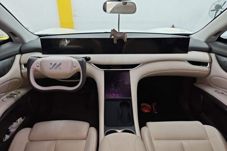Used IM LS6 2023 Max Standard Edition Center Console