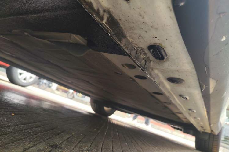 Used IM LS6 2023 Max Standard Edition Chassis Front Left