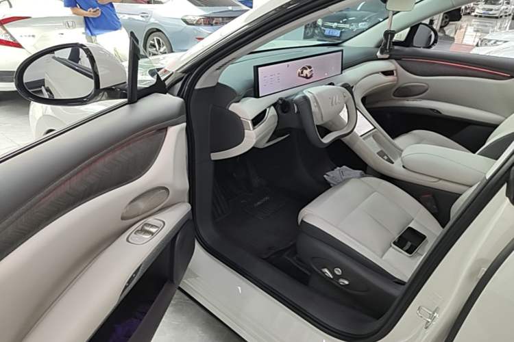 Used IM LS6 2023 Max Standard Edition Driver Seat