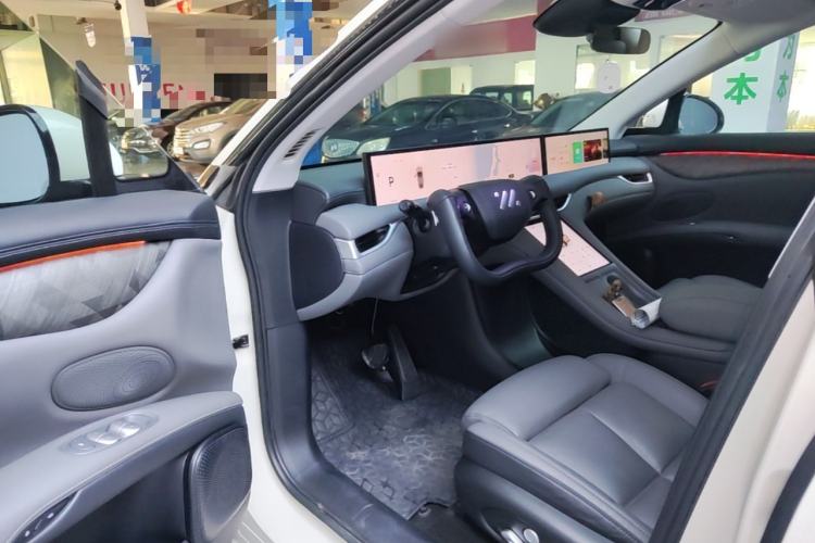 Used IM LS6 2023 Max Standard Edition Driver Seat