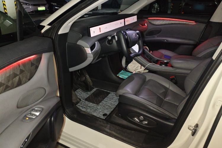 Used IM LS6 2023 Max Standard Edition Driver Seat