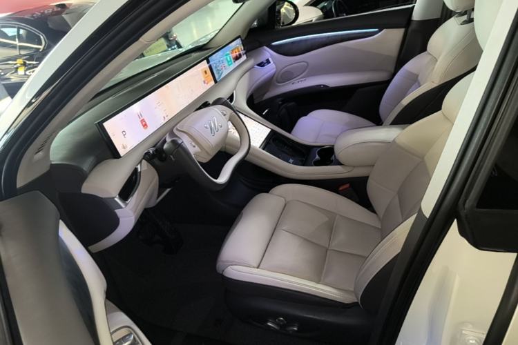 Used IM LS6 2023 Max Standard Edition Driver Seat