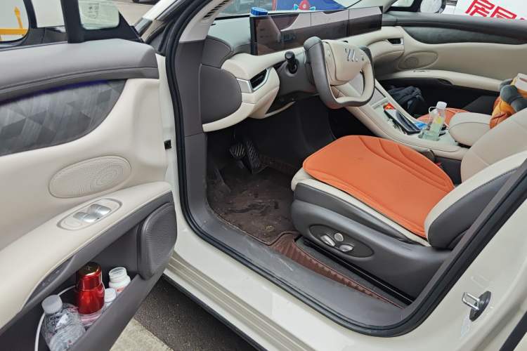 Used IM LS6 2023 Max Standard Edition Driver Seat