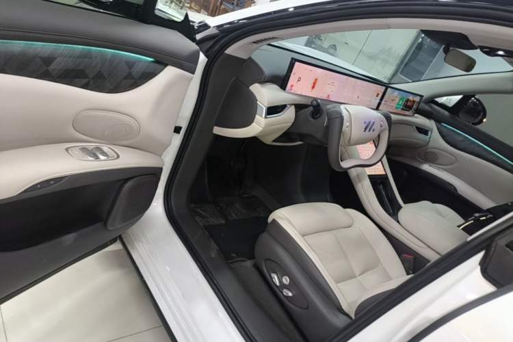 Used IM LS6 2023 Max Standard Edition Driver Seat