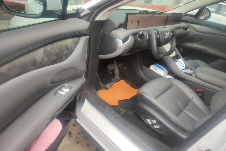Used IM LS6 2023 Max Standard Edition Driver Seat