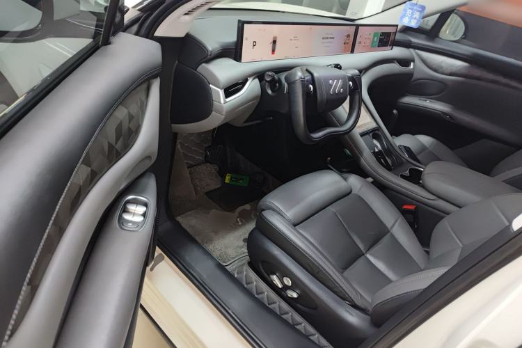 Used IM LS6 2023 Max Standard Edition Driver Seat