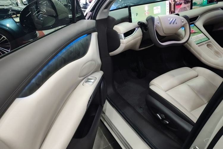 Used IM LS6 2023 Max Standard Edition Driver Seat