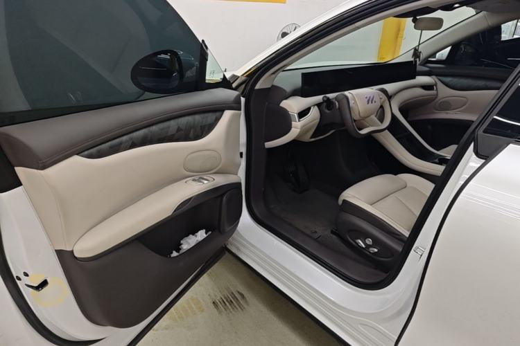 Used IM LS6 2023 Max Standard Edition Driver Seat