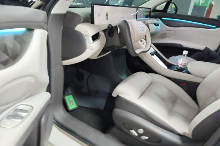 Used IM LS6 2023 Max Standard Edition Driver Seat