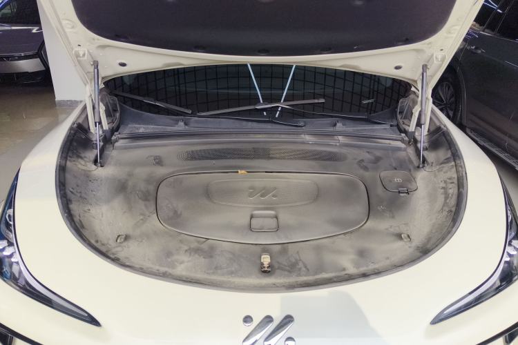 Used IM LS6 2023 Max Enhanced Performance Edition Engine Bay