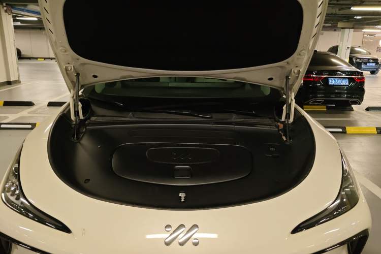 Used IM LS6 2023 Max Enhanced Performance Edition Engine Bay