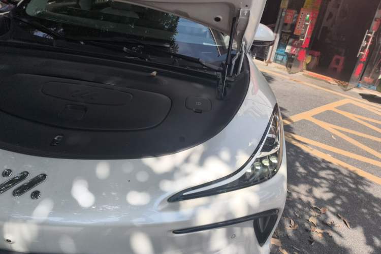 Used IM LS6 2023 Max Enhanced Performance Edition Engine Bay Left