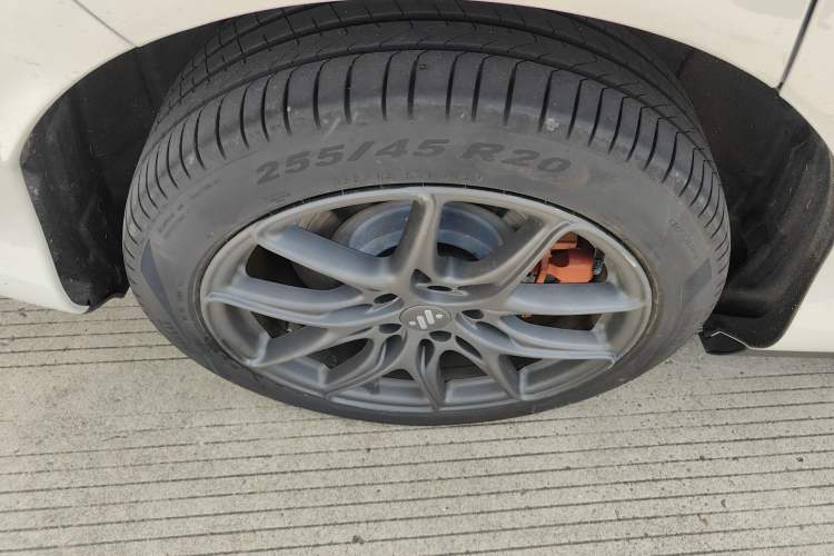 Used IM LS6 2023 Max Standard Edition Exterior 2