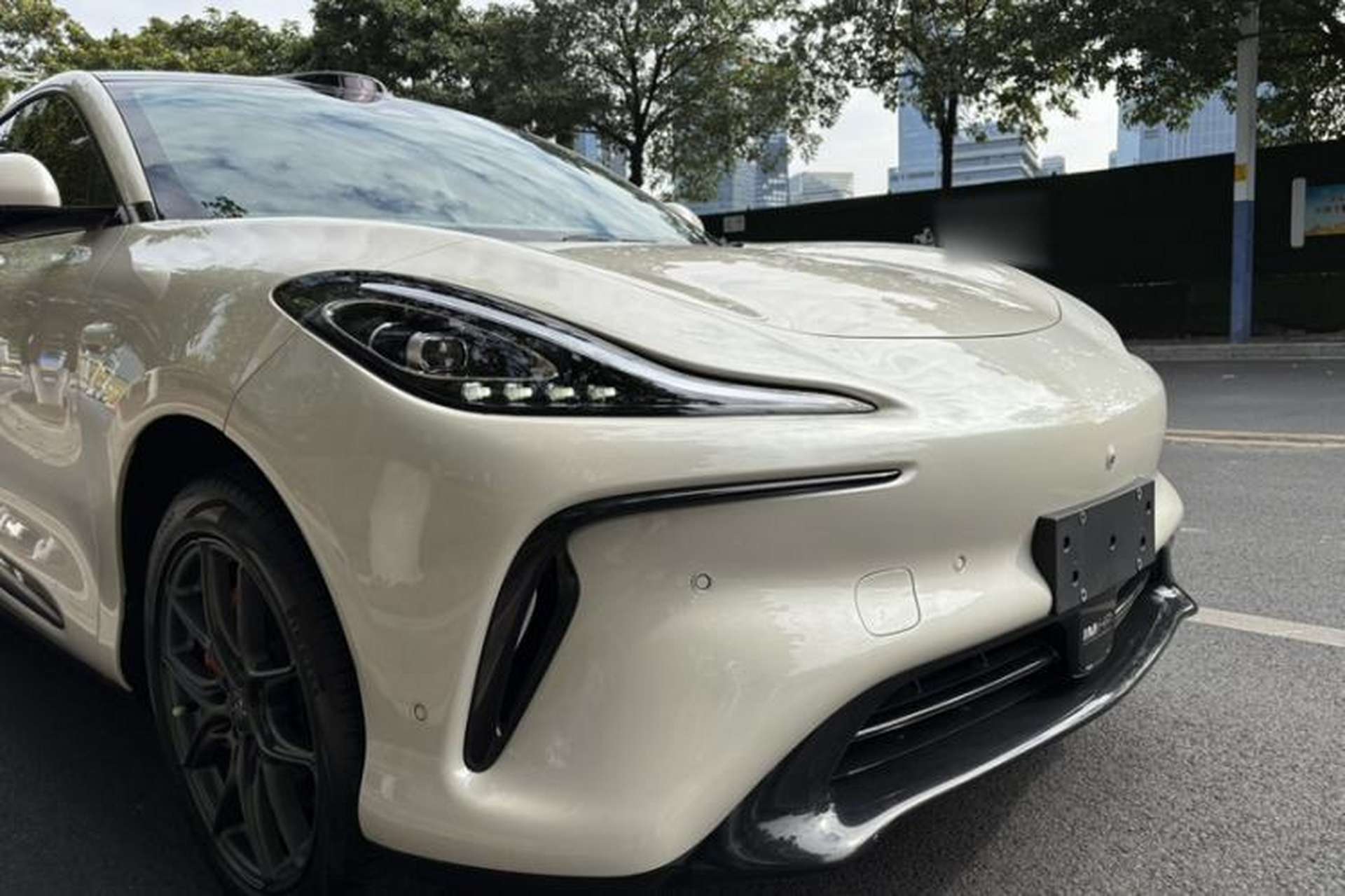Used IM LS6 2023 Max Standard Edition Exterior 3