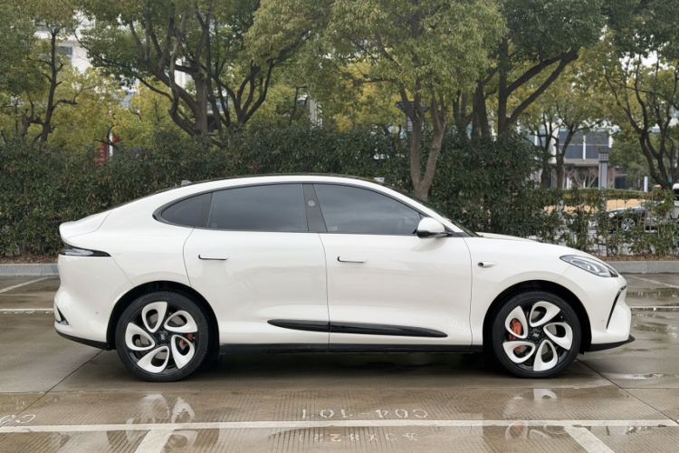 Used IM LS6 2023 Max Enhanced Performance Edition Exterior 4