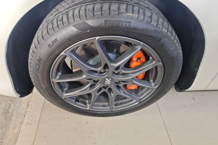 Used IM LS6 2023 Max Standard Edition Exterior 4