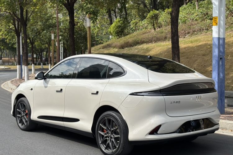 Used IM LS6 2023 Max Standard Edition Exterior 4