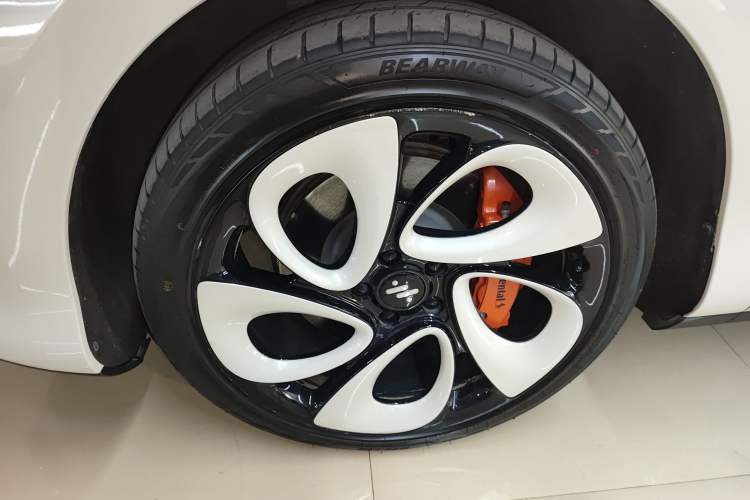 Used IM LS6 2023 Max Standard Edition Exterior 4