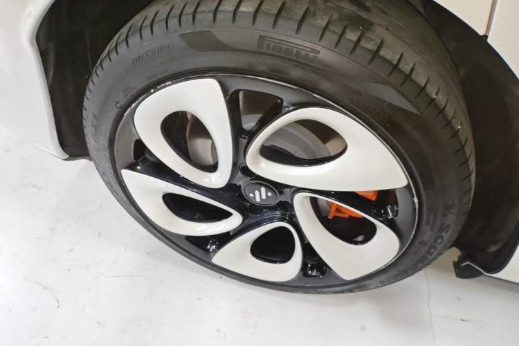 Used IM LS6 2023 Max Enhanced Performance Edition Exterior 5