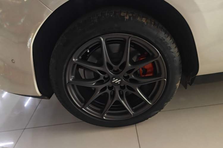Used IM LS6 2023 Max Long-Range Version Exterior 5