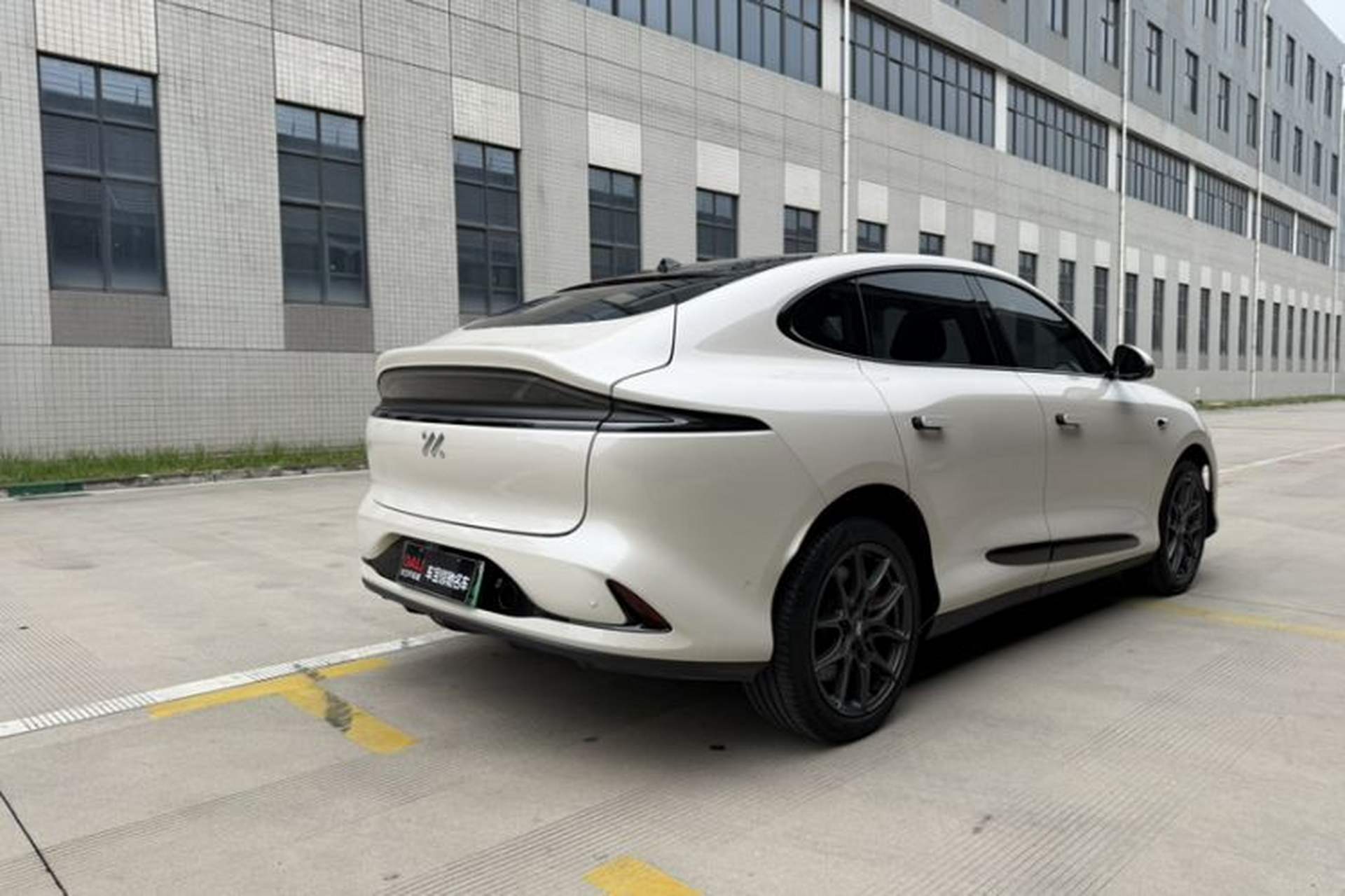 Used IM LS6 2023 Max Standard Edition Exterior 6