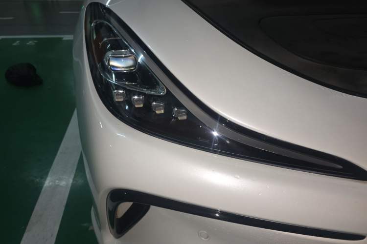 Used IM LS6 2023 Max Standard Edition Exterior 6