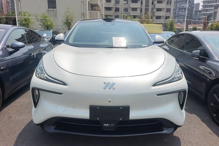 Used IM LS6 2023 Max Standard Edition Front