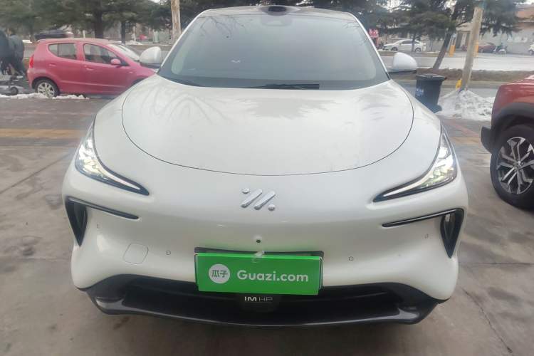 Used IM LS6 2023 Max Standard Edition Front