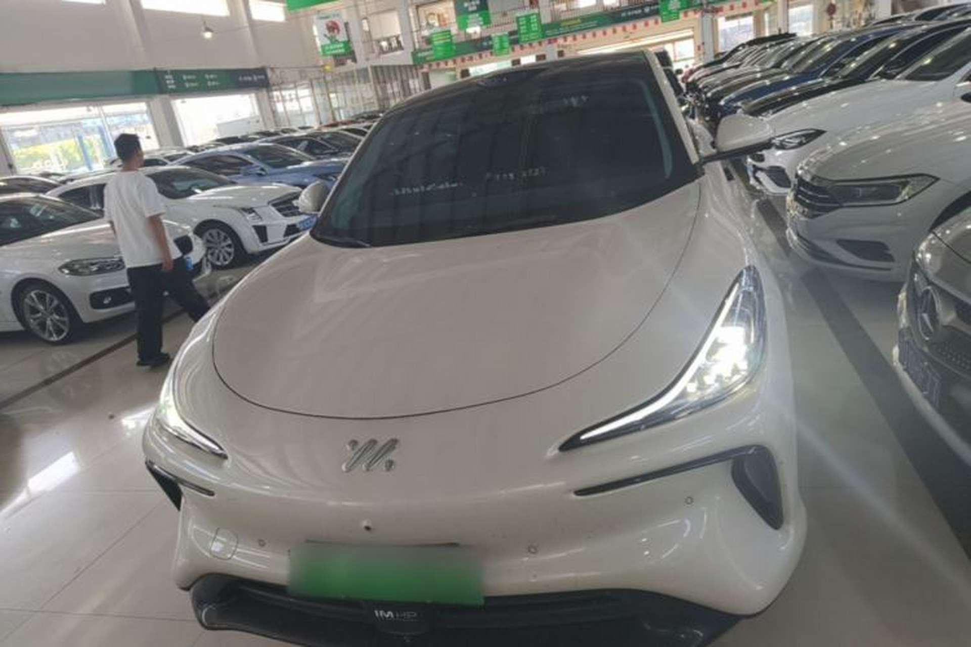 Used IM LS6 2023 Max Standard Edition Front