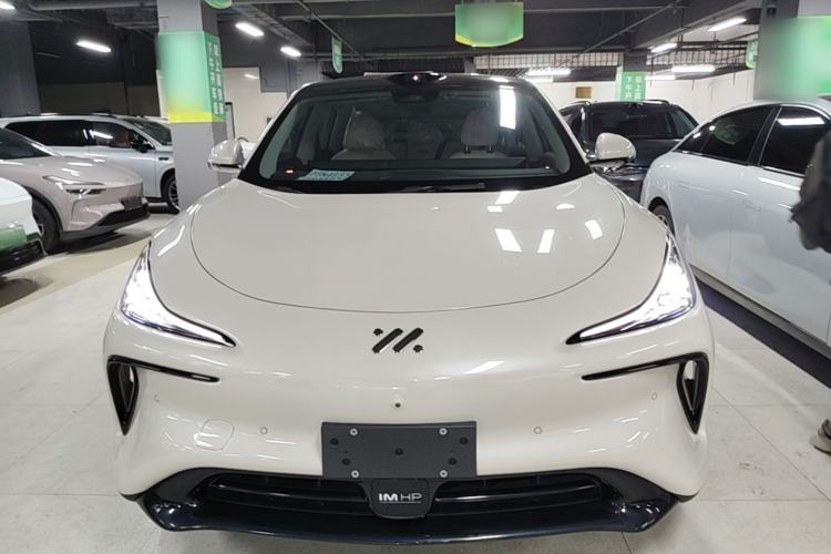 Used IM LS6 2023 Max Standard Edition Front