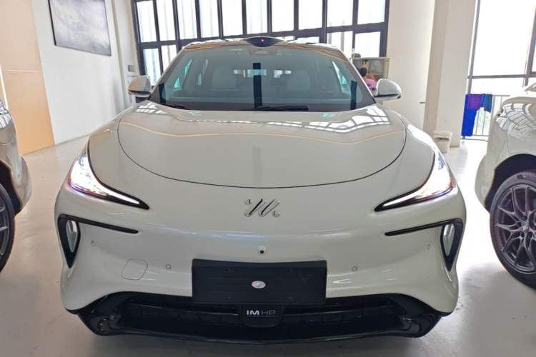 Used IM LS6 2023 Max Extended-Range Version Front