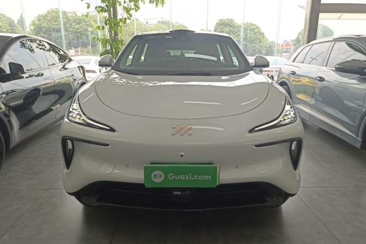 Used IM LS6 2023 Max Enhanced Performance Edition Front