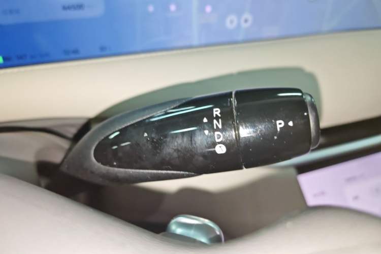 Used IM LS6 2023 Max Enhanced Performance Edition Gear Lever