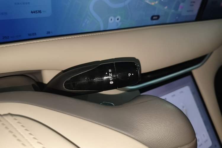 Used IM LS6 2023 Max Enhanced Performance Edition Gear Lever