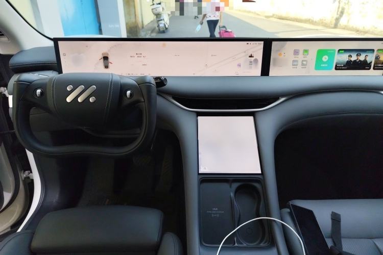 Used IM LS6 2023 Max Long-Range Version Interior 2