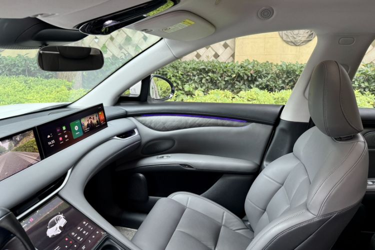 Used IM LS6 2023 Max Standard Edition Interior 3