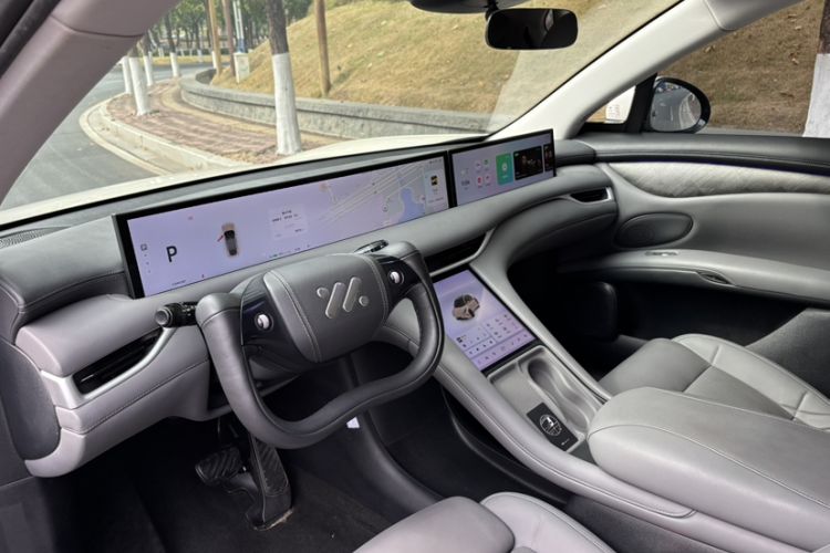 Used IM LS6 2023 Max Standard Edition Interior 3