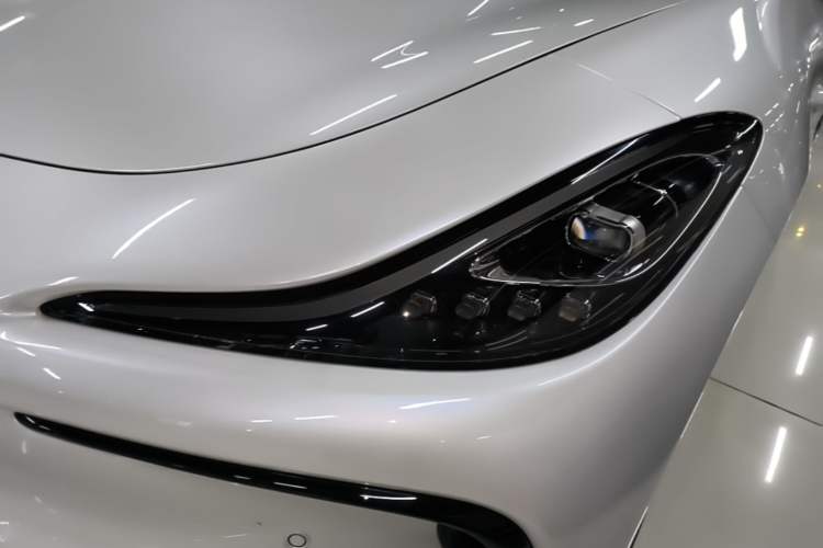 Used IM LS6 2023 Max Standard Edition Left Front Headlight