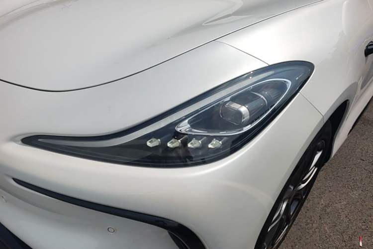 Used IM LS6 2023 Max Standard Edition Left Front Headlight
