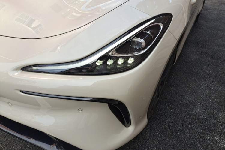 Used IM LS6 2023 Max Standard Edition Left Front Headlight
